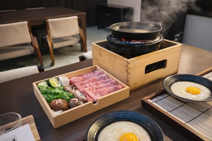 牛なべ 右近