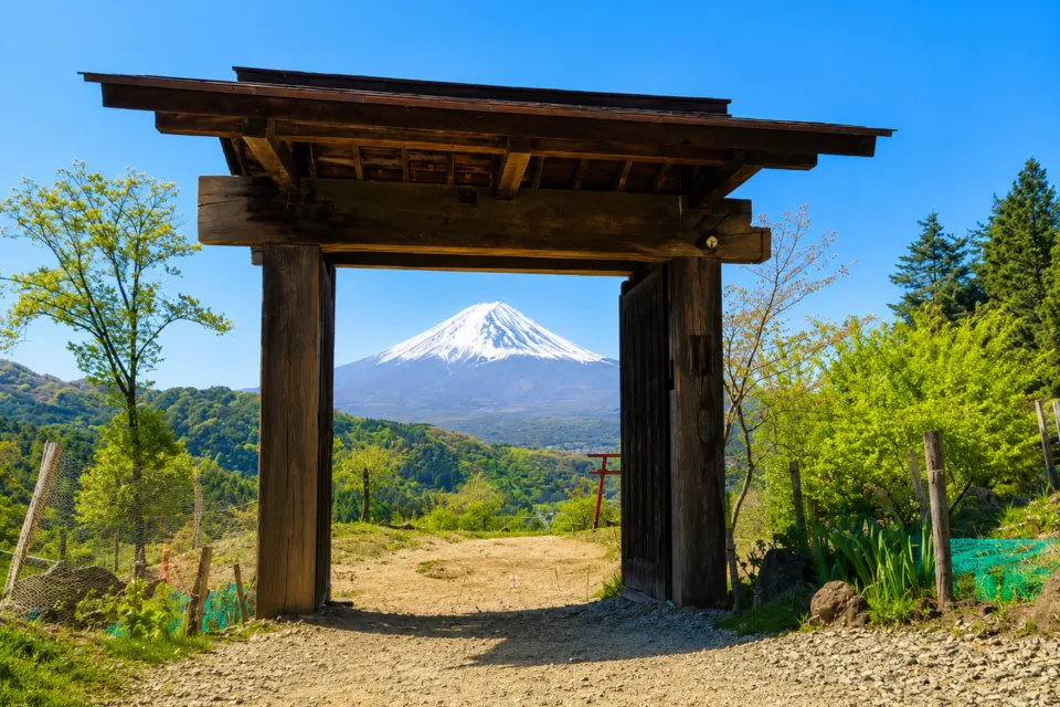 富士山遙拝所(天空の鳥居)