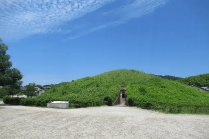 藤ノ木古墳