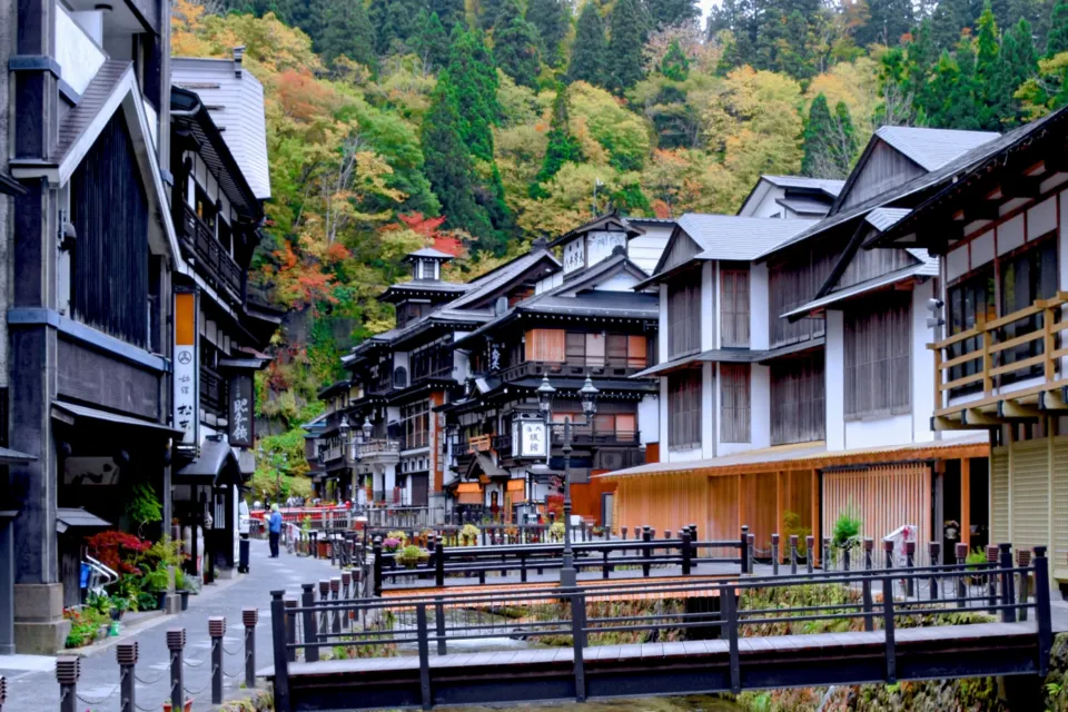 銀山温泉
