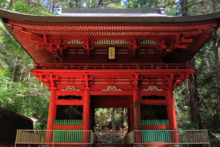 鳳来寺山