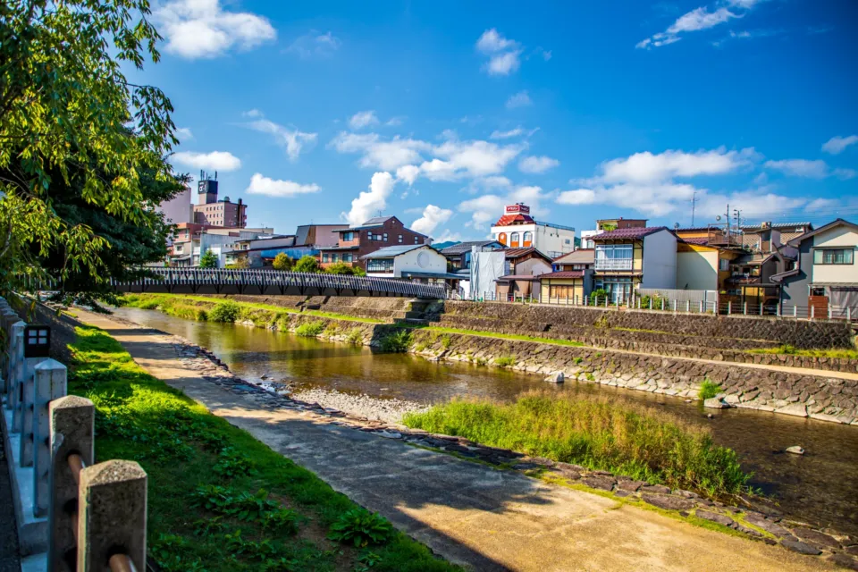 宮川朝市