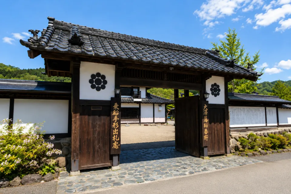 最上峡芭蕉ライン観光