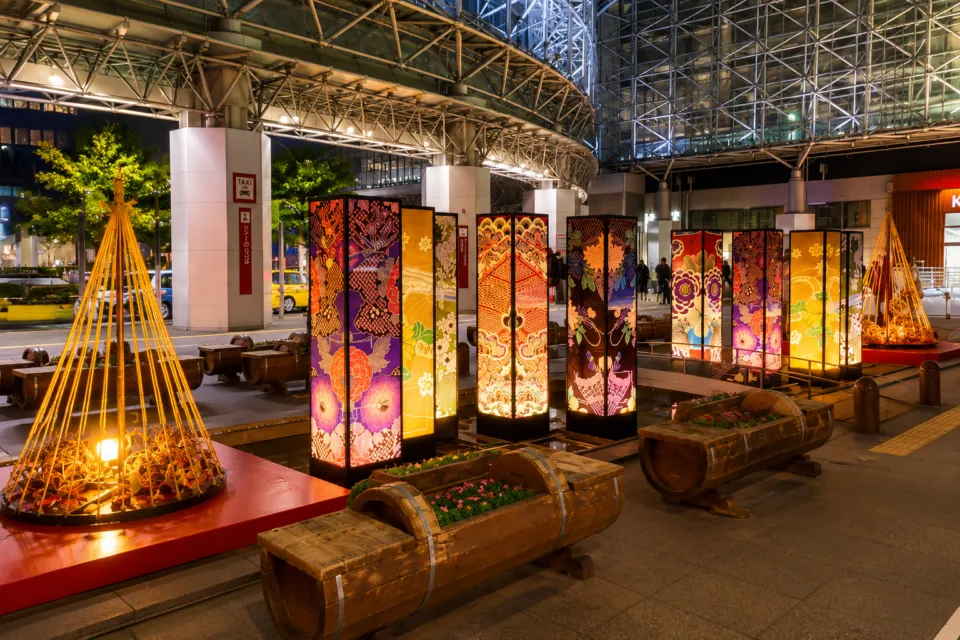 鼓門(金沢駅)