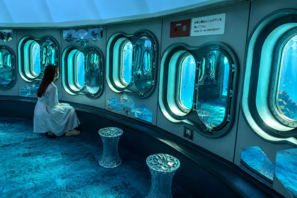 玄海海中展望塔