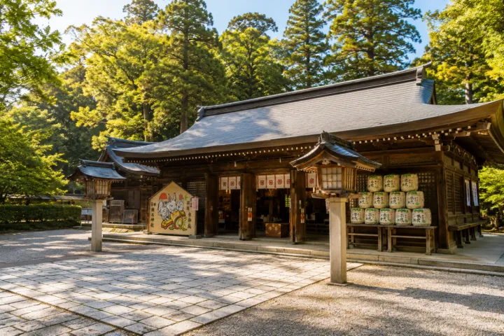 雄山神社 前立社壇