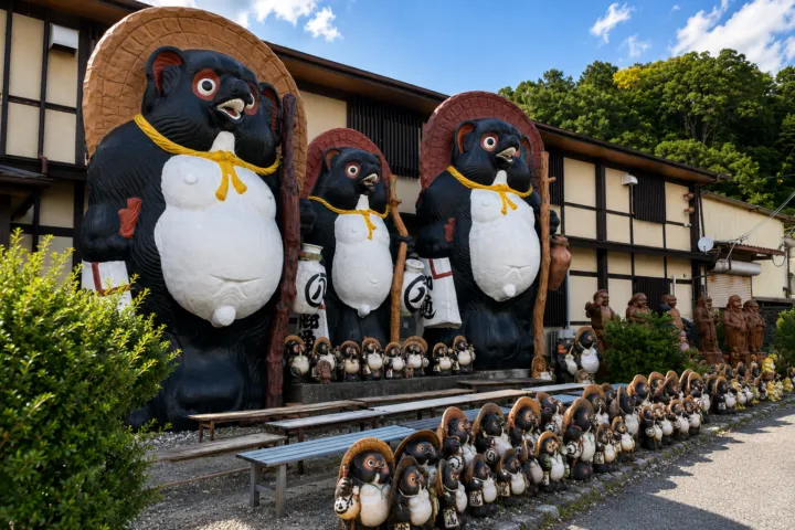 信楽陶苑 たぬき村