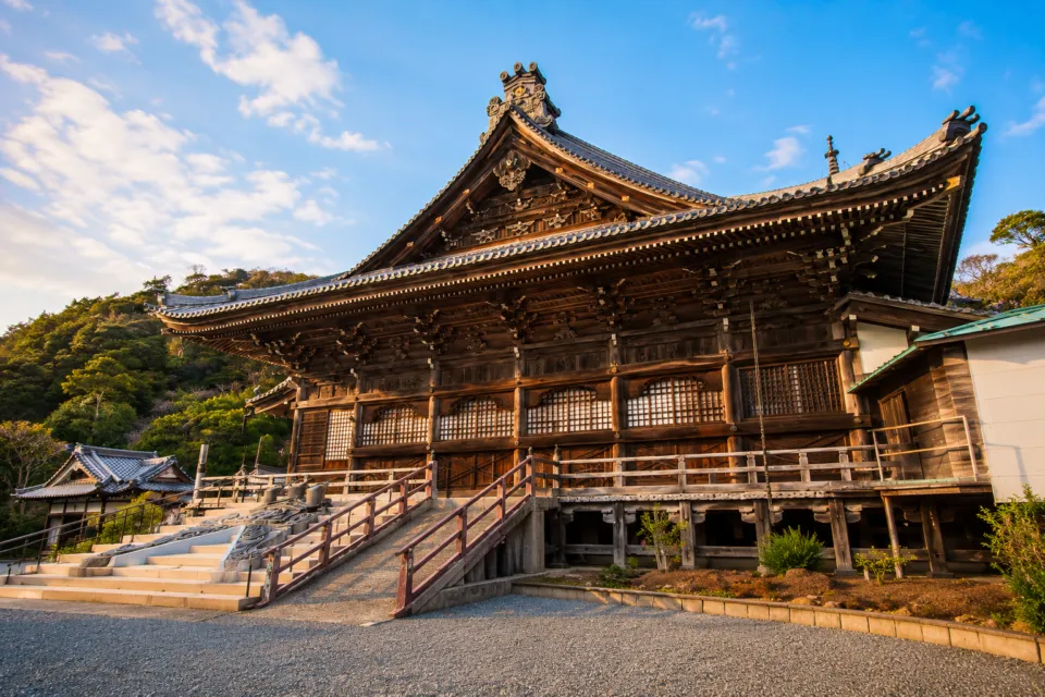 誕生寺