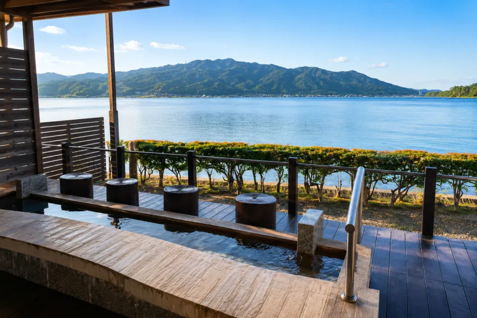 天橋立ホテルの海を望む屋外の浴槽