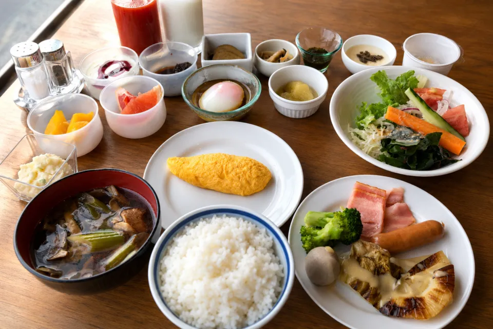 ANAクラウンプラザホテル秋田の朝食料理の盛り合わせ