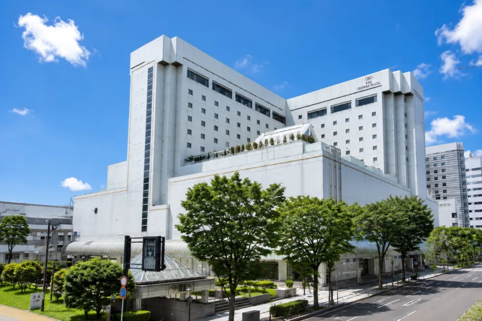 ANAクラウンプラザホテル秋田の建物外観