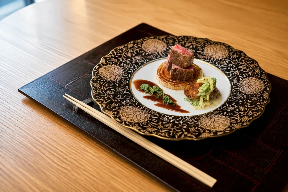 ふふ 日光の牛肉料理と付け合わせ