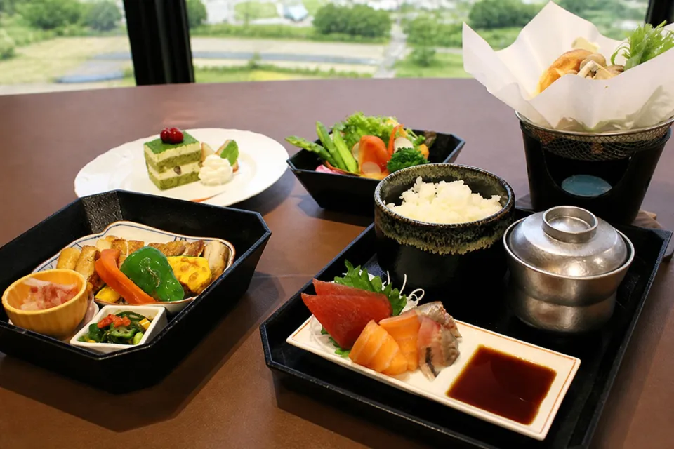 富良野ナチュラクスホテルの富良野食材を使った料理