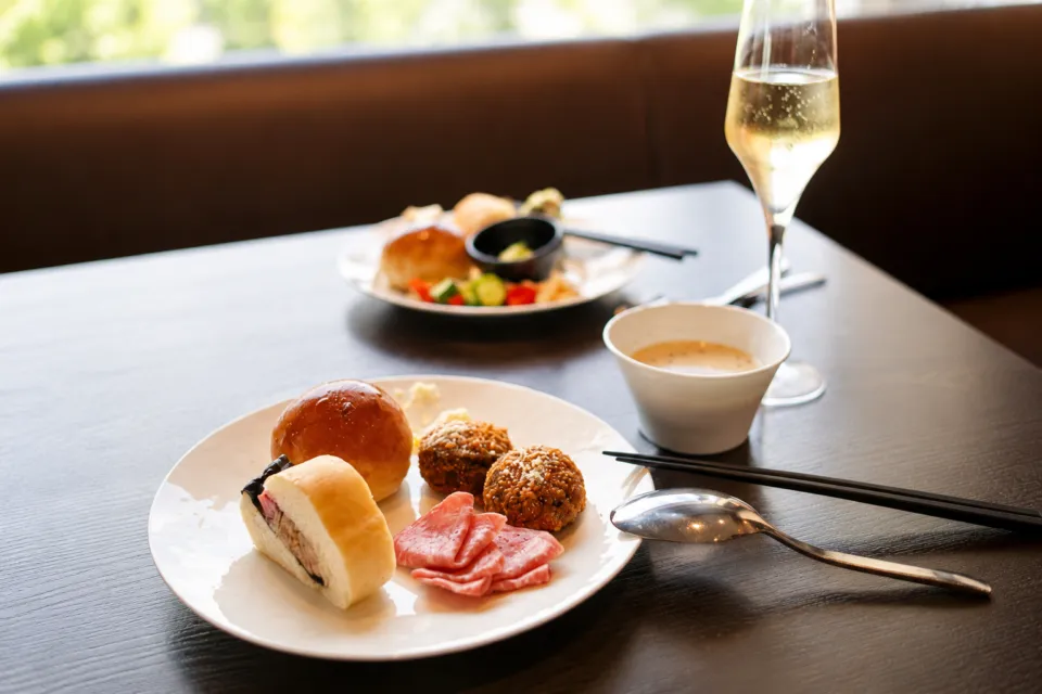 ヒルトン広島の料理を盛り付けたプレート