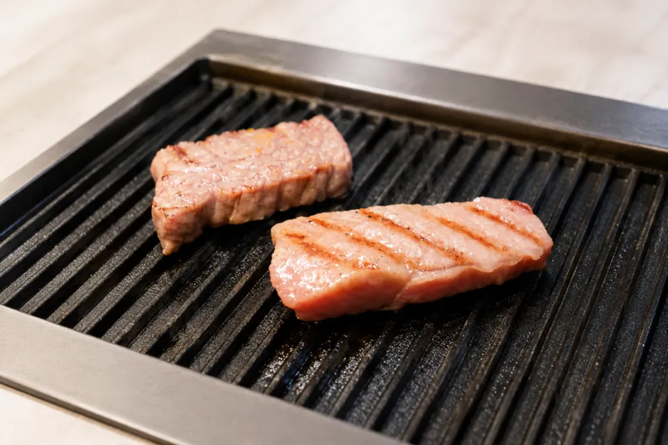 本陣平野屋 花兆庵の鉄板で焼く牛肉料理
