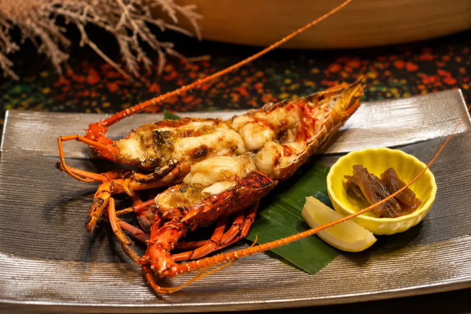 ホテル洲の崎 風の抄の伊勢海老の焼き物