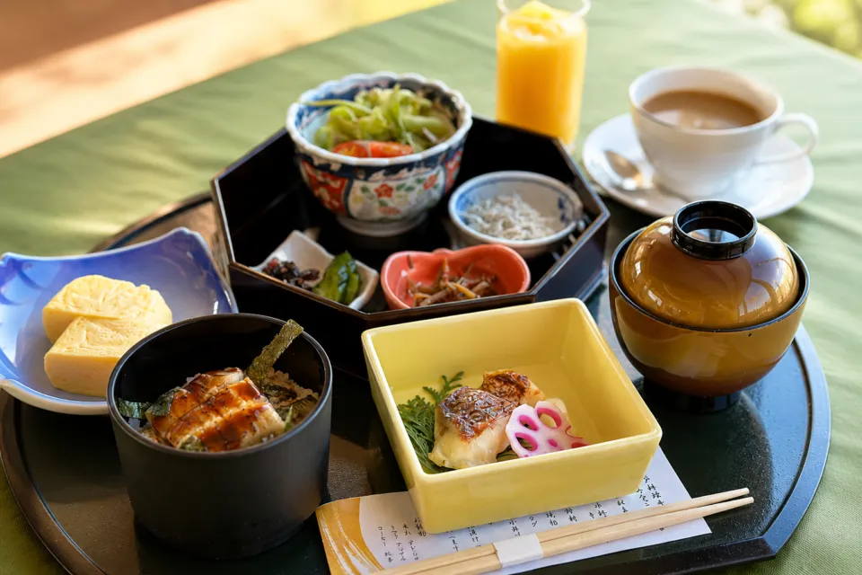 呉阪急ホテルの和朝食とコーヒー