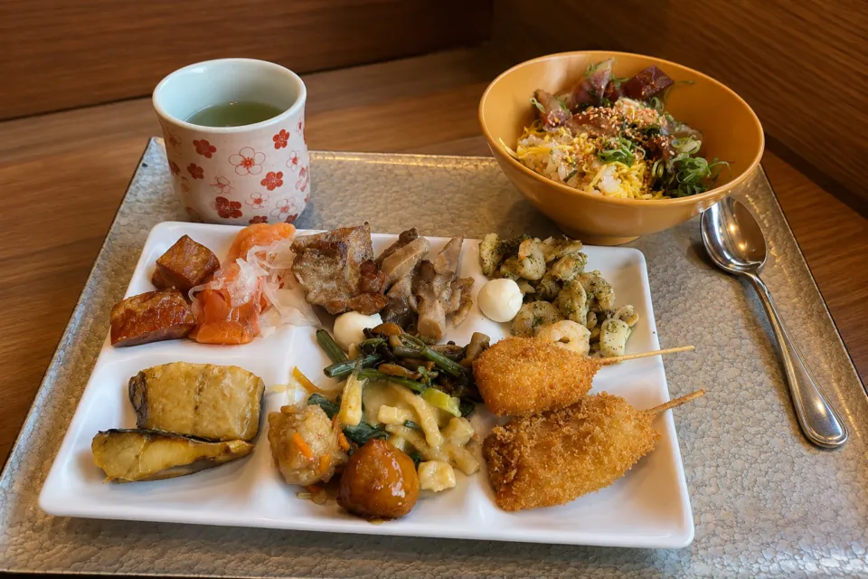 京都梅小路 花伝抄の朝食の盛り合わせ