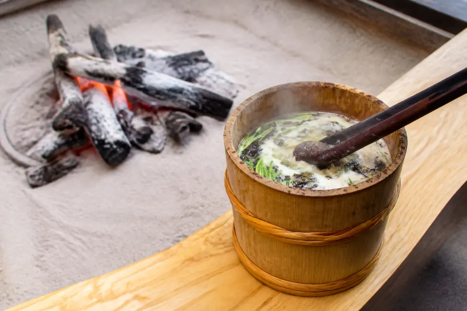 男鹿ホテルの石焼料理