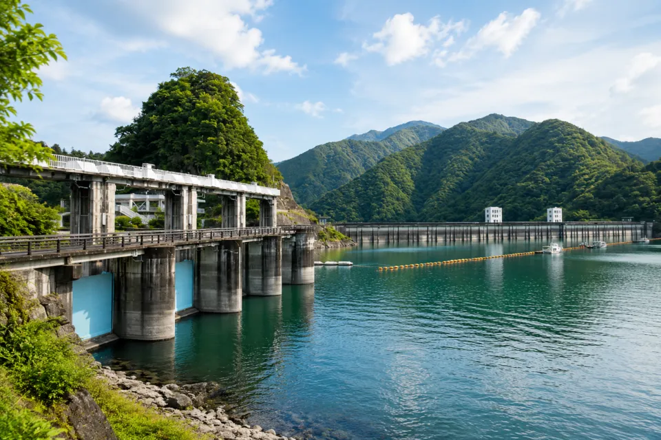 奥多摩湖