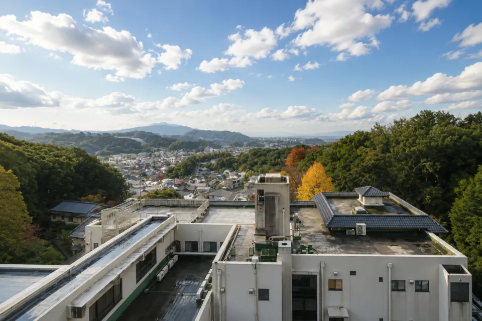 ルートイン グランティア太宰府の街並みと山々を望む眺望