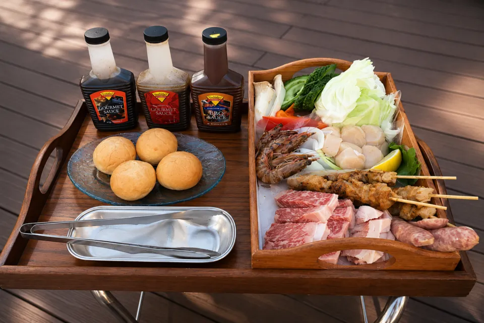 シェラトン沖縄サンマリーナリゾートの肉と魚介を盛り合わせたBBQ食材