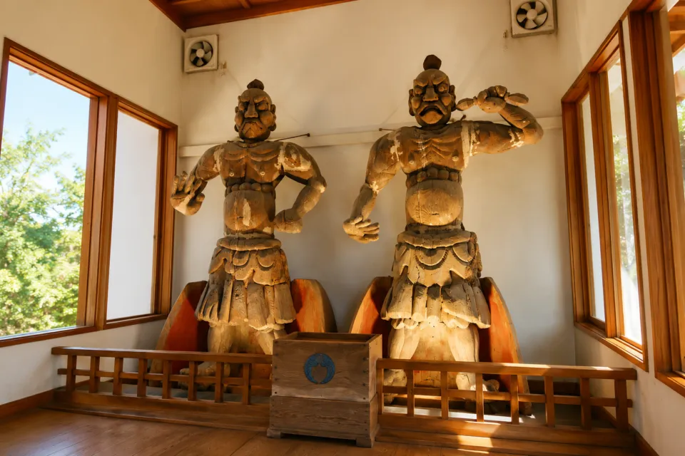 高館義経堂