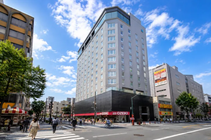 THE GATE HOTEL 雷門 by HULICの建物外観