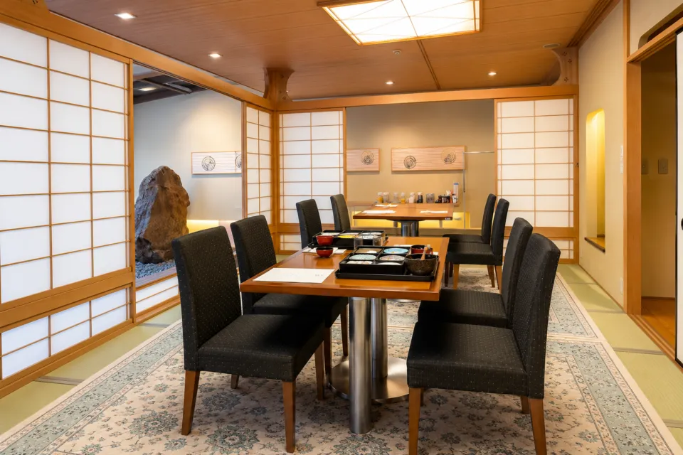 THE SAIHOKUKAN HOTELの和食会場の個室