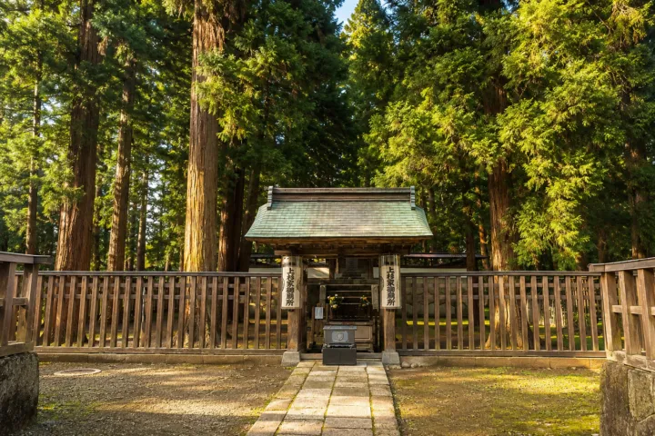 上杉家廟所
