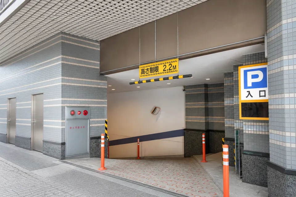 宇都宮東武ホテルグランデの立体駐車場入口