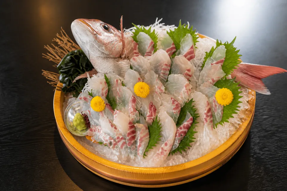 味処 あらしの魚の姿造り