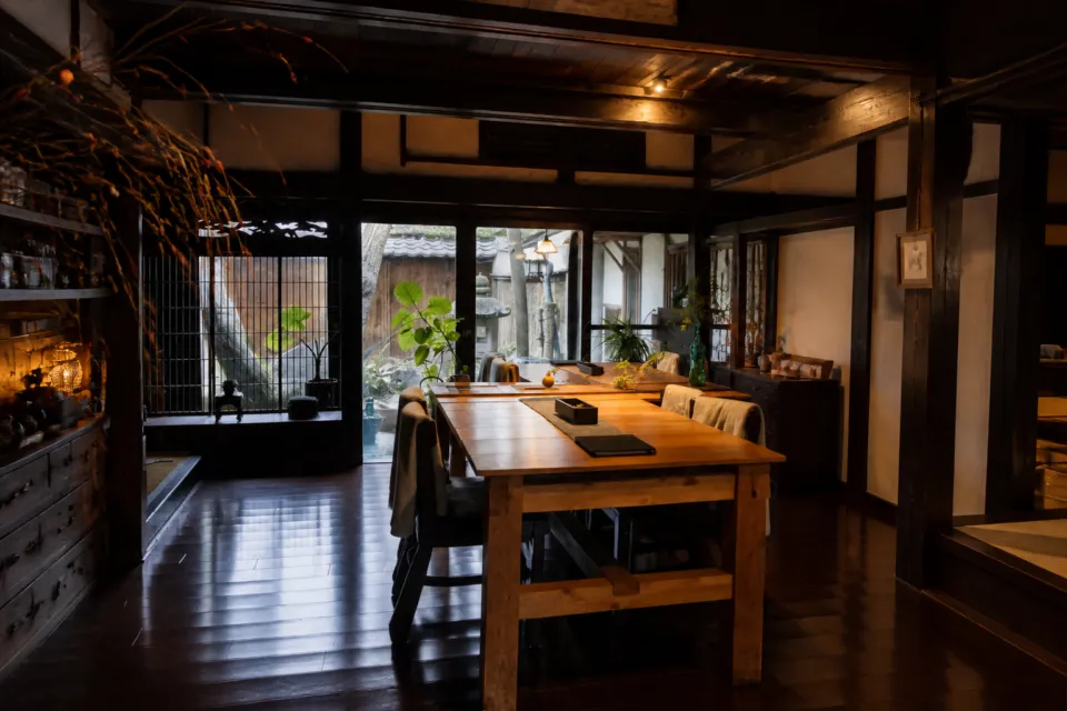 cafe ことだまの古民家客席