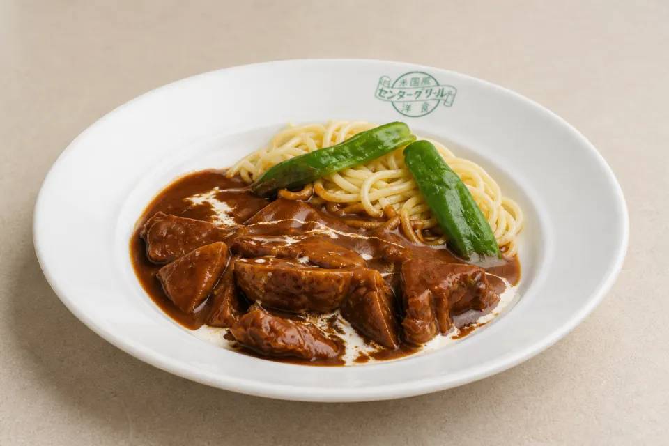 センターグリルのデミグラスソースの洋食プレート
