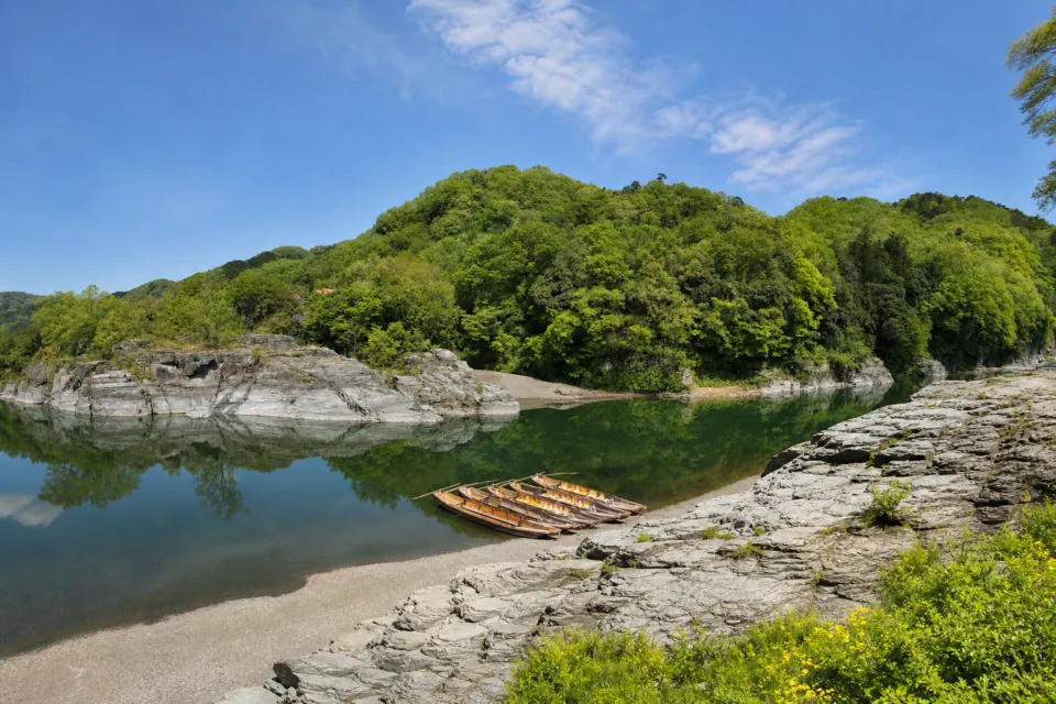 長瀞温泉 花のおもてなし 長生館の岩畳の眺望