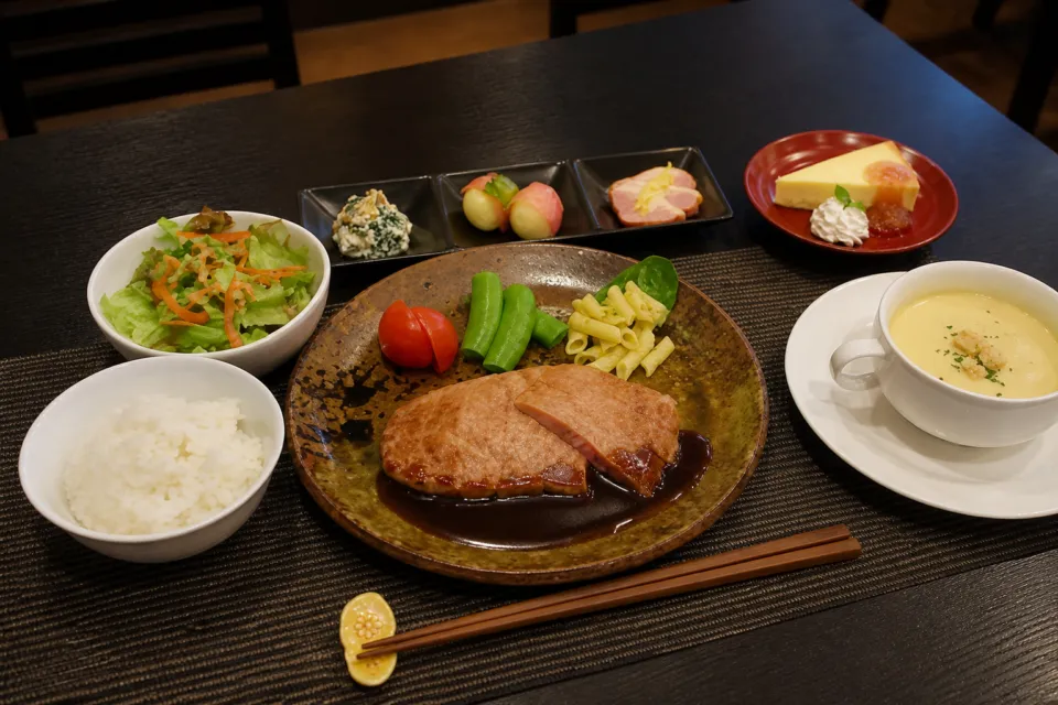 フォレストヴィラ夢寿々のステーキディナー