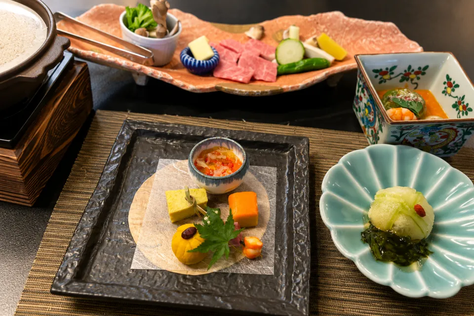 下呂温泉 山形屋の牛肉料理と前菜