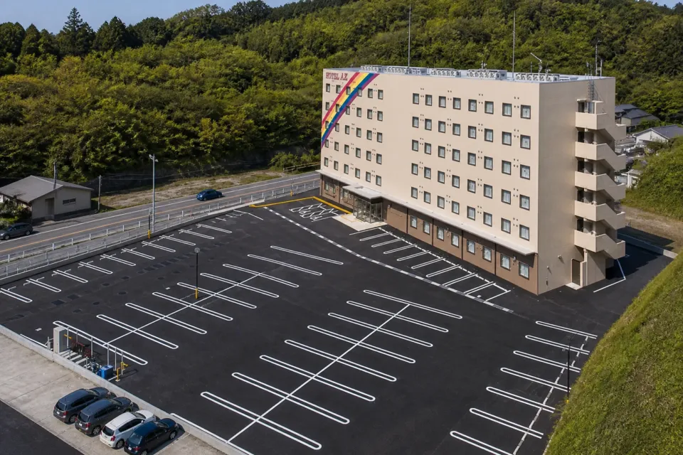HOTEL AZ 福岡糸島店の駐車場