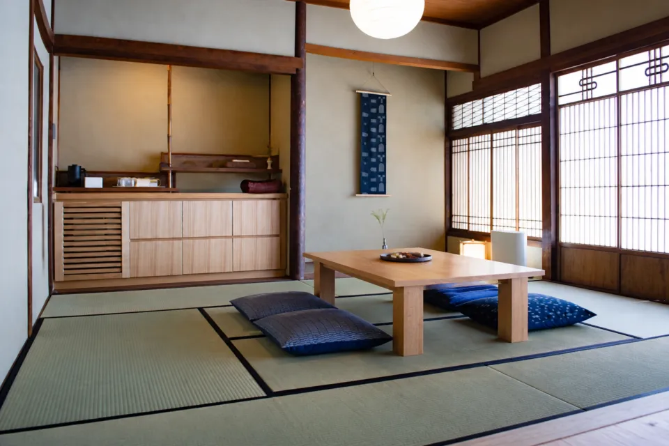 HOTEL CULTIA 太宰府の畳と歴史的な建具を生かした客室