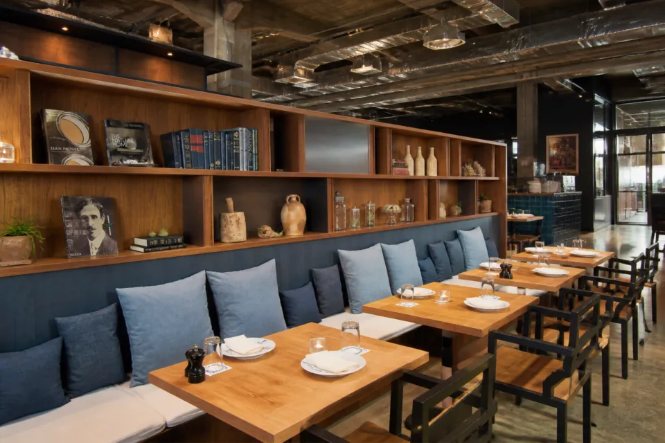 HOTEL CYCLEの館内にあるThe RESTAURANT