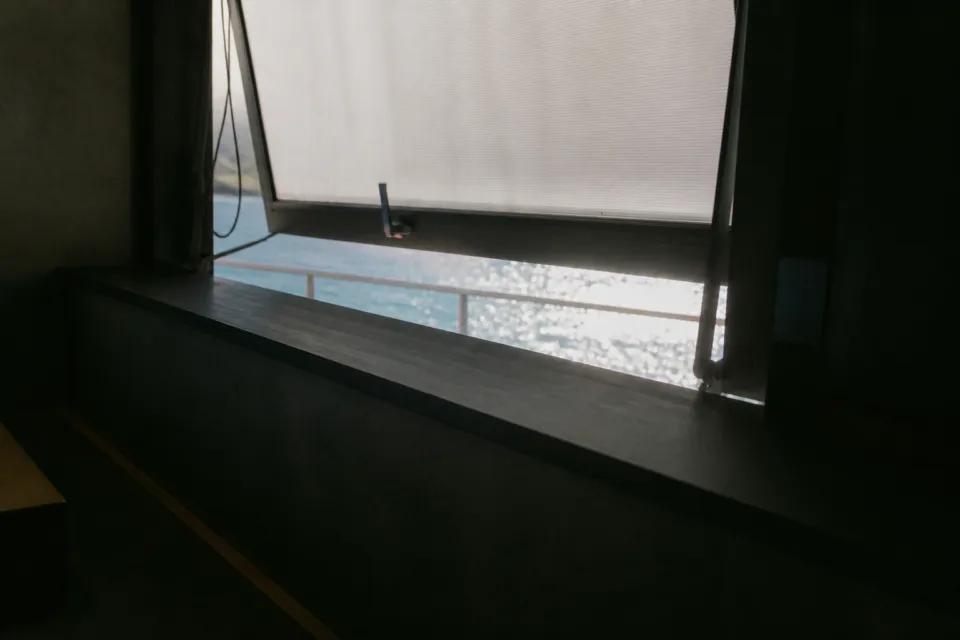 HOTEL CYCLEの客室窓から望む海景