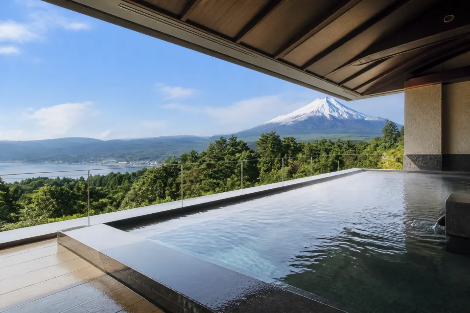ホテルマウント富士の展望露天風呂はなれの湯
