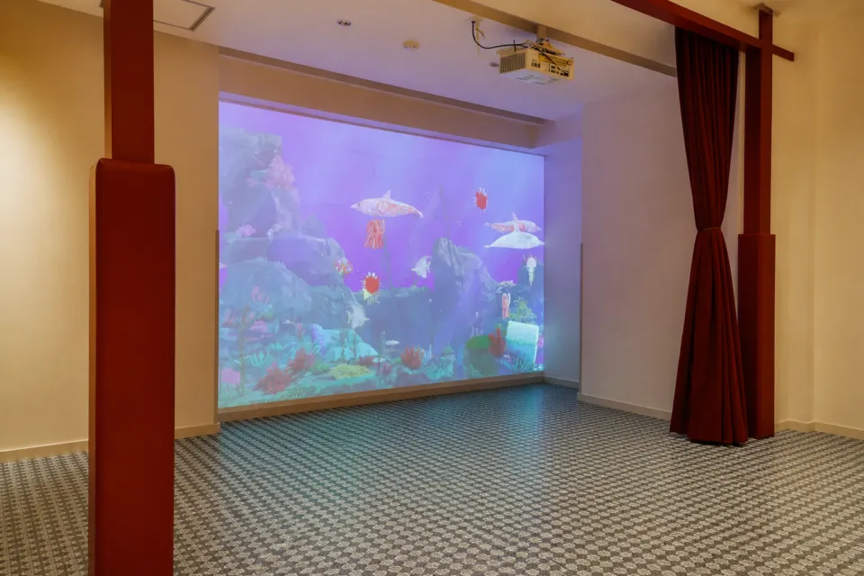 ホテルニューアカオの映像遊具があるキッズパーク