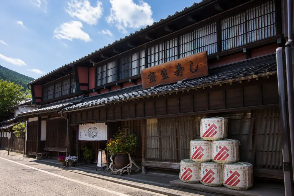 宝生寿しの昼の店舗外観