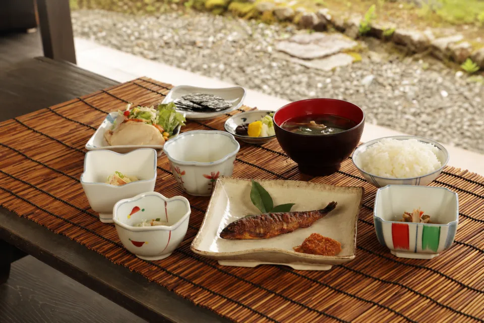 祖谷の宿 かずらやの和朝食