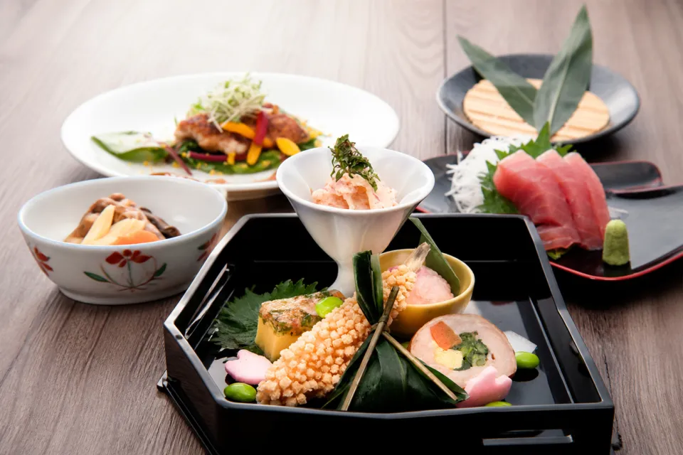 伊豆の華の夜のおまかせコース料理