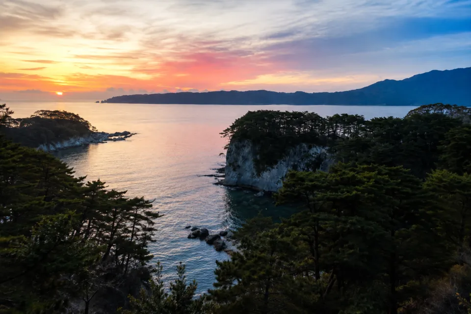 浄土ヶ浜パークホテルの浄土ヶ浜の夕景