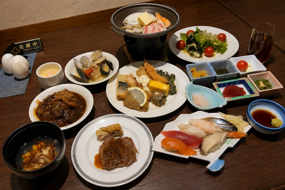 浄土ヶ浜パークホテルの和洋ビュッフェ料理