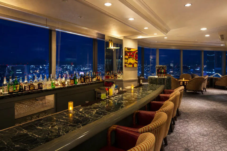 JRホテルクレメント徳島の夜景を望むスカイバー
