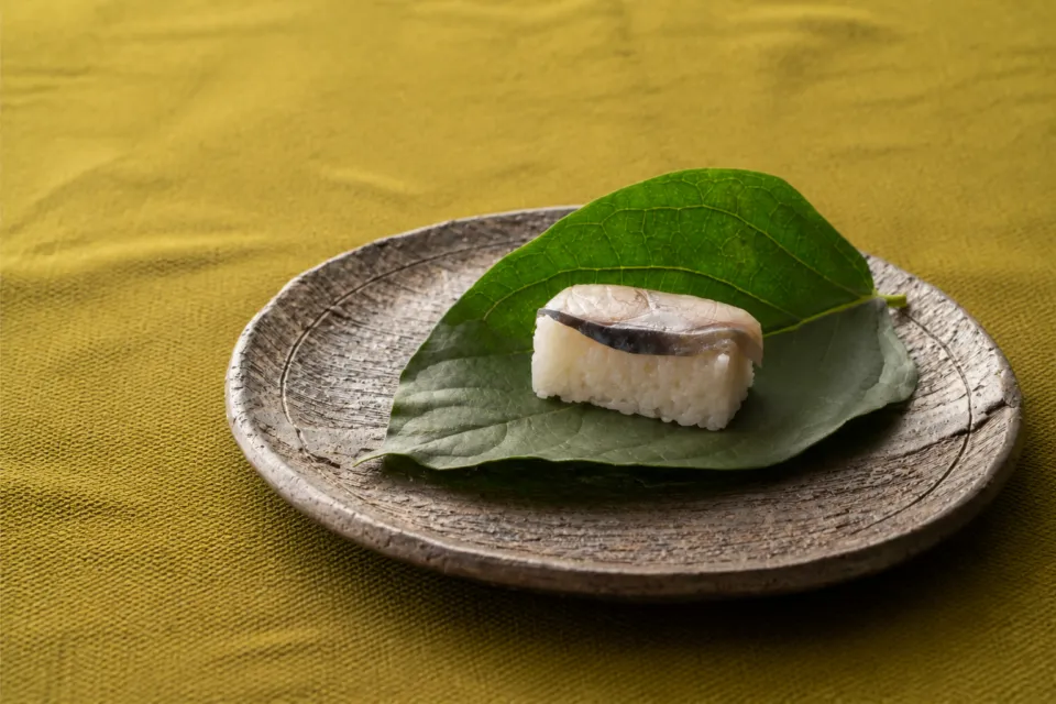 柿の葉すし ひょうたろうの鯖の柿の葉すし